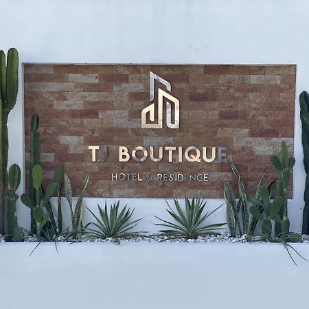 Tj Boutique Hotel Uthai Thani Buitenkant foto