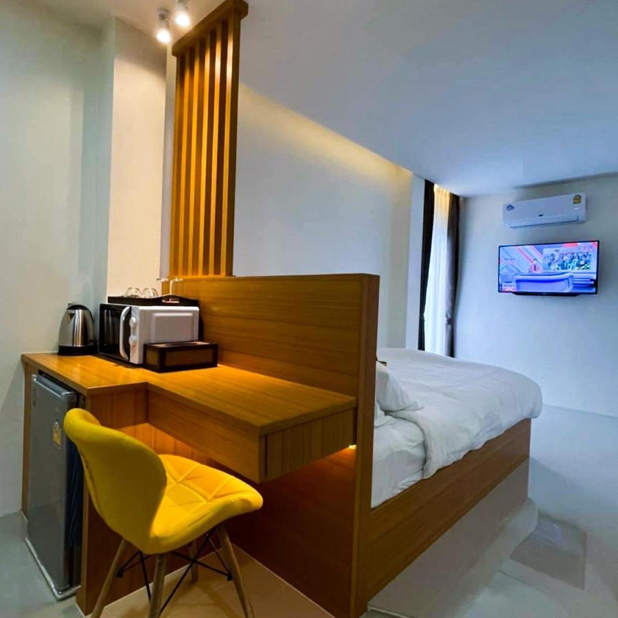 Tj Boutique Hotel Uthai Thani Buitenkant foto